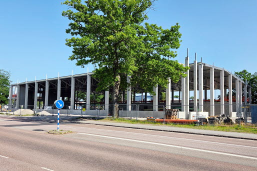 Träningsishallen - överblick över byggplatsen.