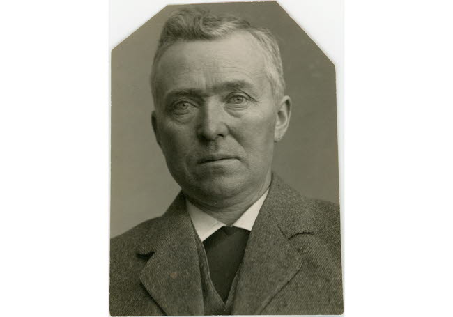 Porträtt av Axel Petersson "Döderhultarn"