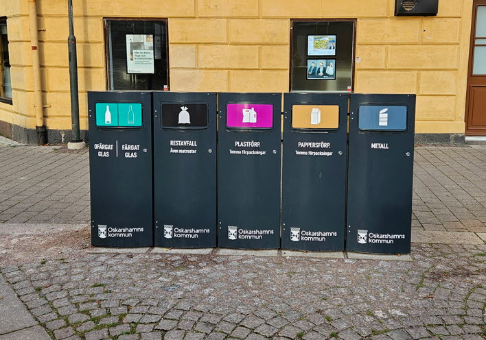 Sorteringskärl för sopor på Stora torget
